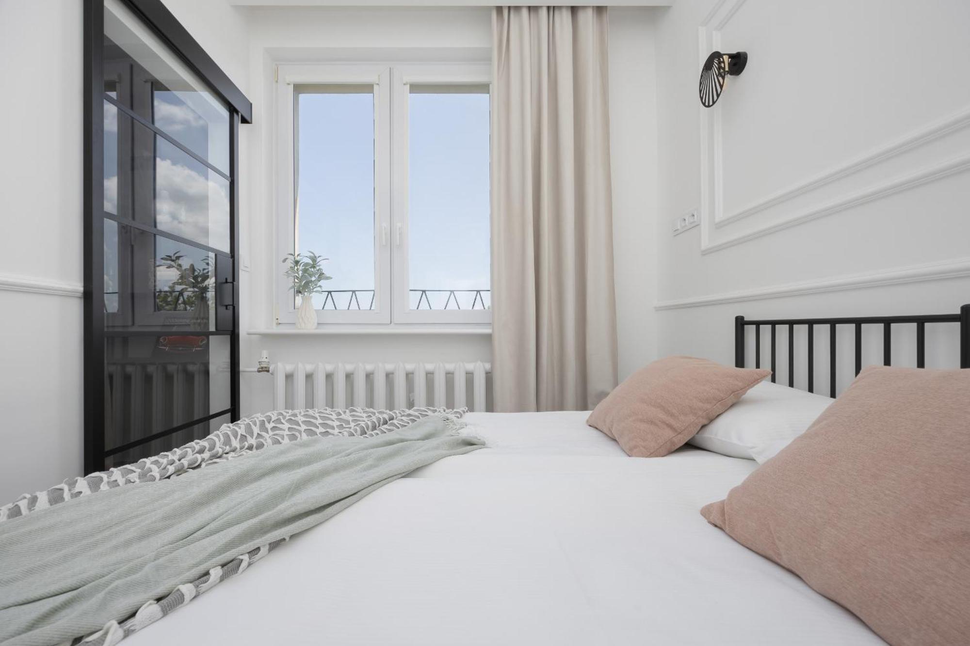 Elegancki Apartament Dla 4 Osob W Warszawie By Noclegi Renters Varşova Dış mekan fotoğraf