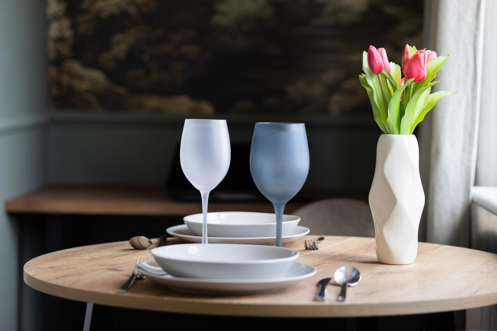Elegancki Apartament Dla 4 Osob W Warszawie By Noclegi Renters Varşova Dış mekan fotoğraf